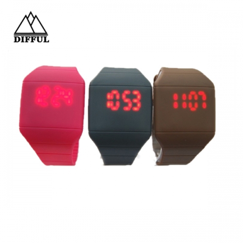 ligero reloj de silicona reloj LED reloj con reloj digital reloj especial reloj