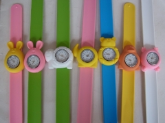 Una variedad de formas y colores relojes lindo y relojes de alta calidad para los niños